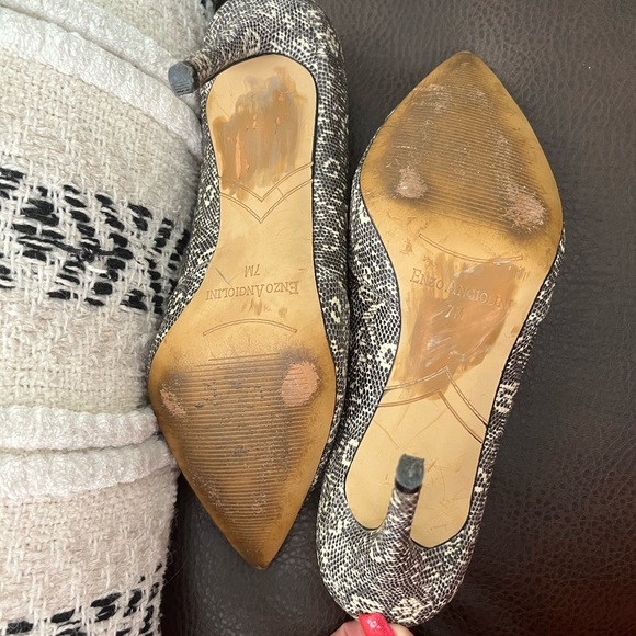 Enzo Angiolini faux snakeskin Pumps! LIKE NEW! - Picture 10 of 10